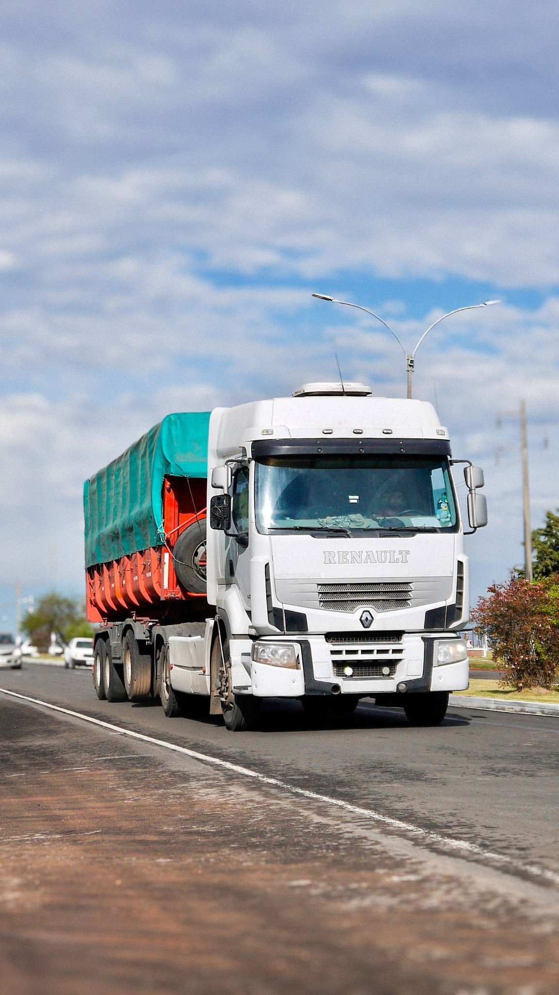 Covered vehicle transporter